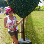 Shelley_Pengilly_milk_shake_glastonbury_festival_hair