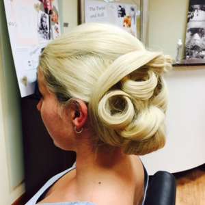Hair Up Education Shelley´s Aberkenfig,, Bridgend, Mid Glamorgan